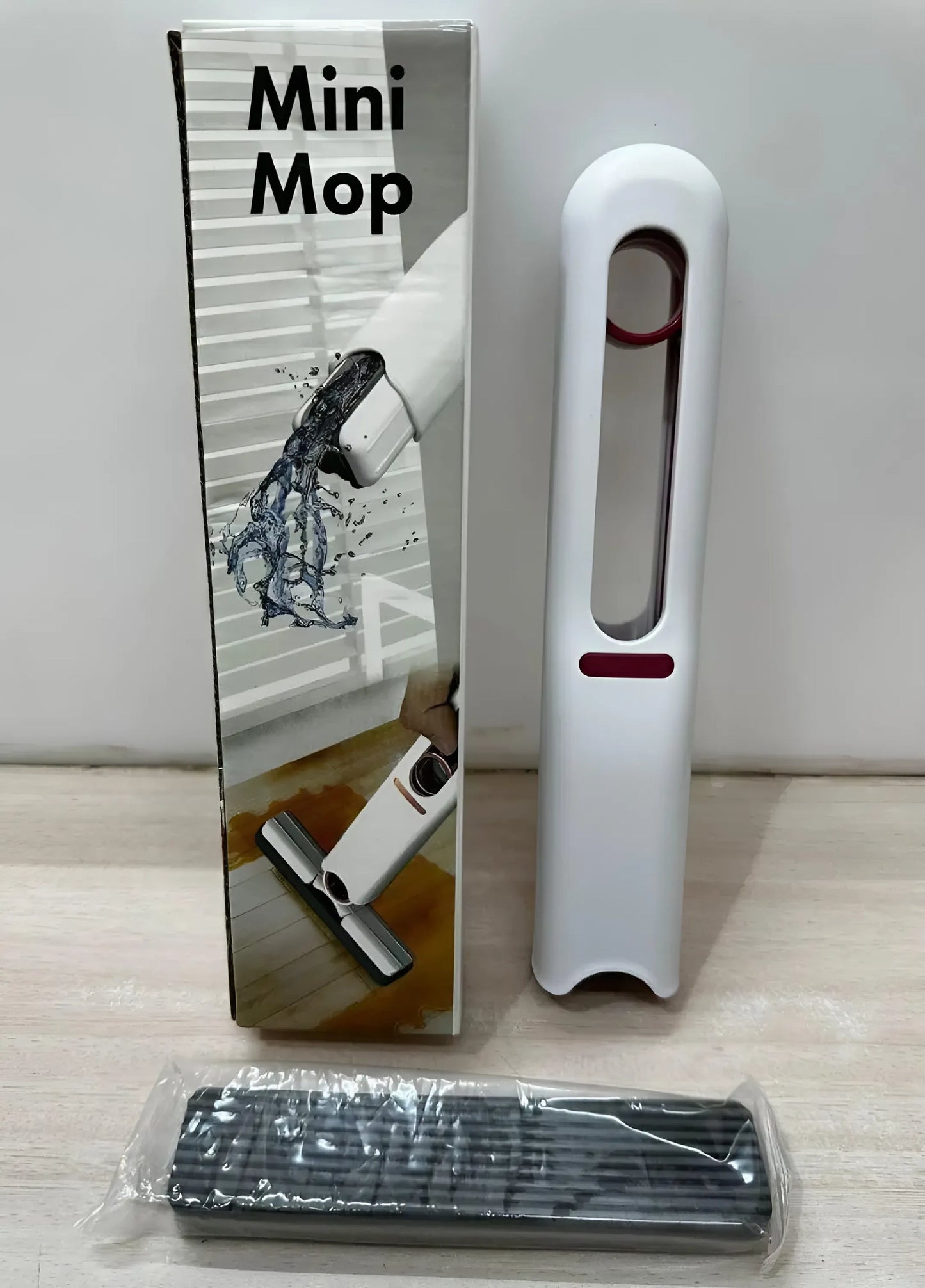 Mini Self Squeeze Cleaning Mop, Wet and Dry Use, Miracle mop Cleaning System, for Bathroom, Kitchen, Desktop, Glass, Living Room, Car